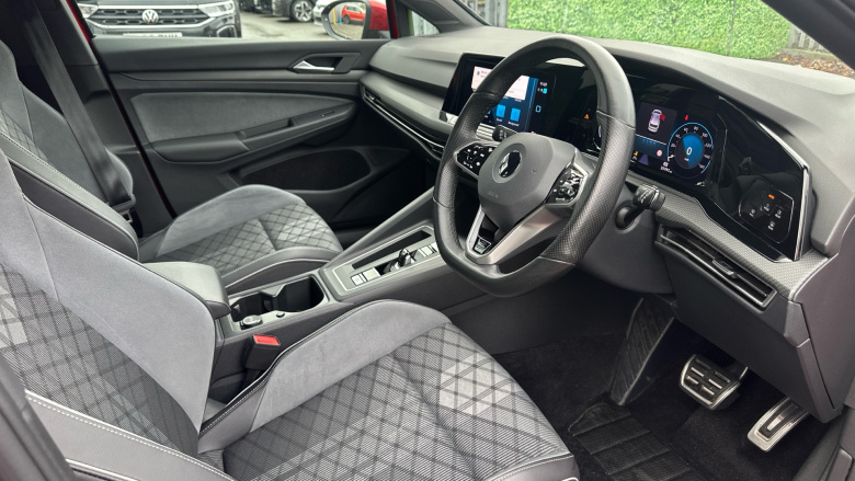 Volkswagen Golf 1.5 eTSI R-Line 5dr DSG Petrol Hatchback